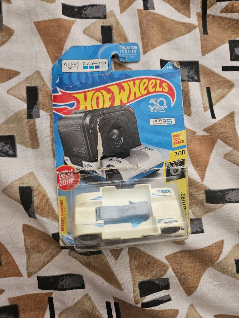 Hotwheels zoom in