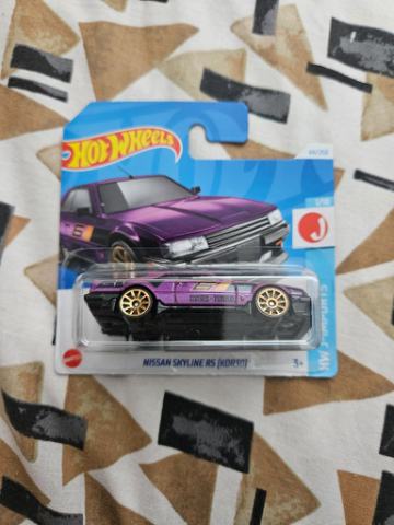 Nissan Skyline RS (KDR30)