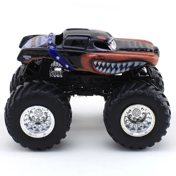 Monster Mutt Rottweiler