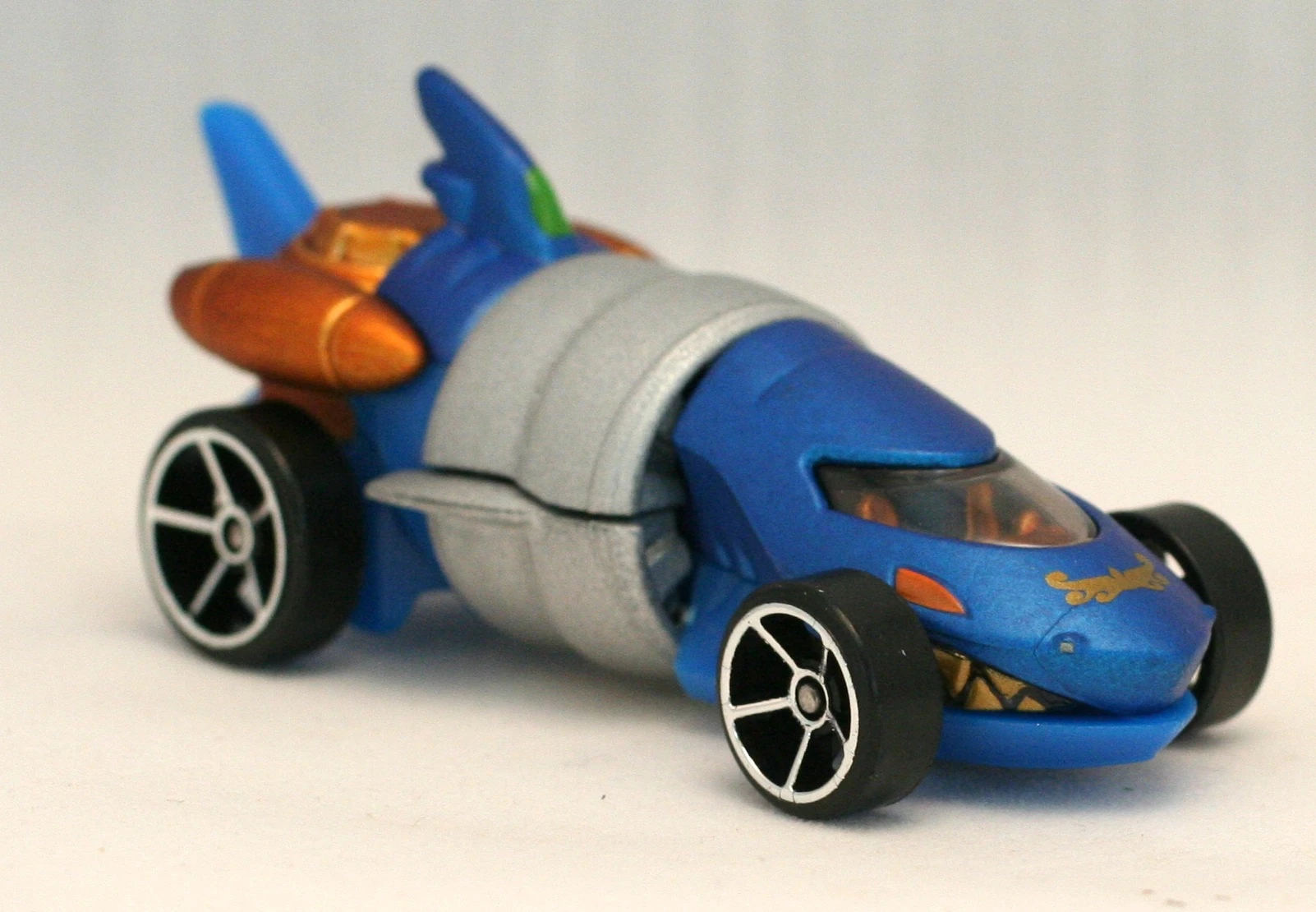 Blue Ranger - Shark Zord
