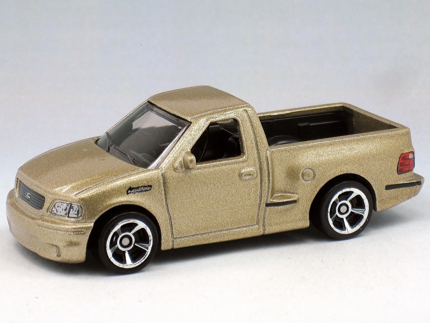 '99 Ford F-150 SVT Lightning