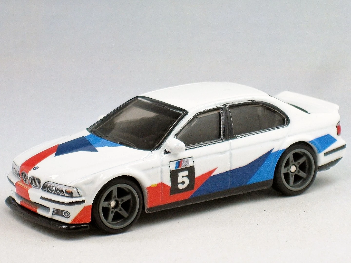 2001 BMW M5
