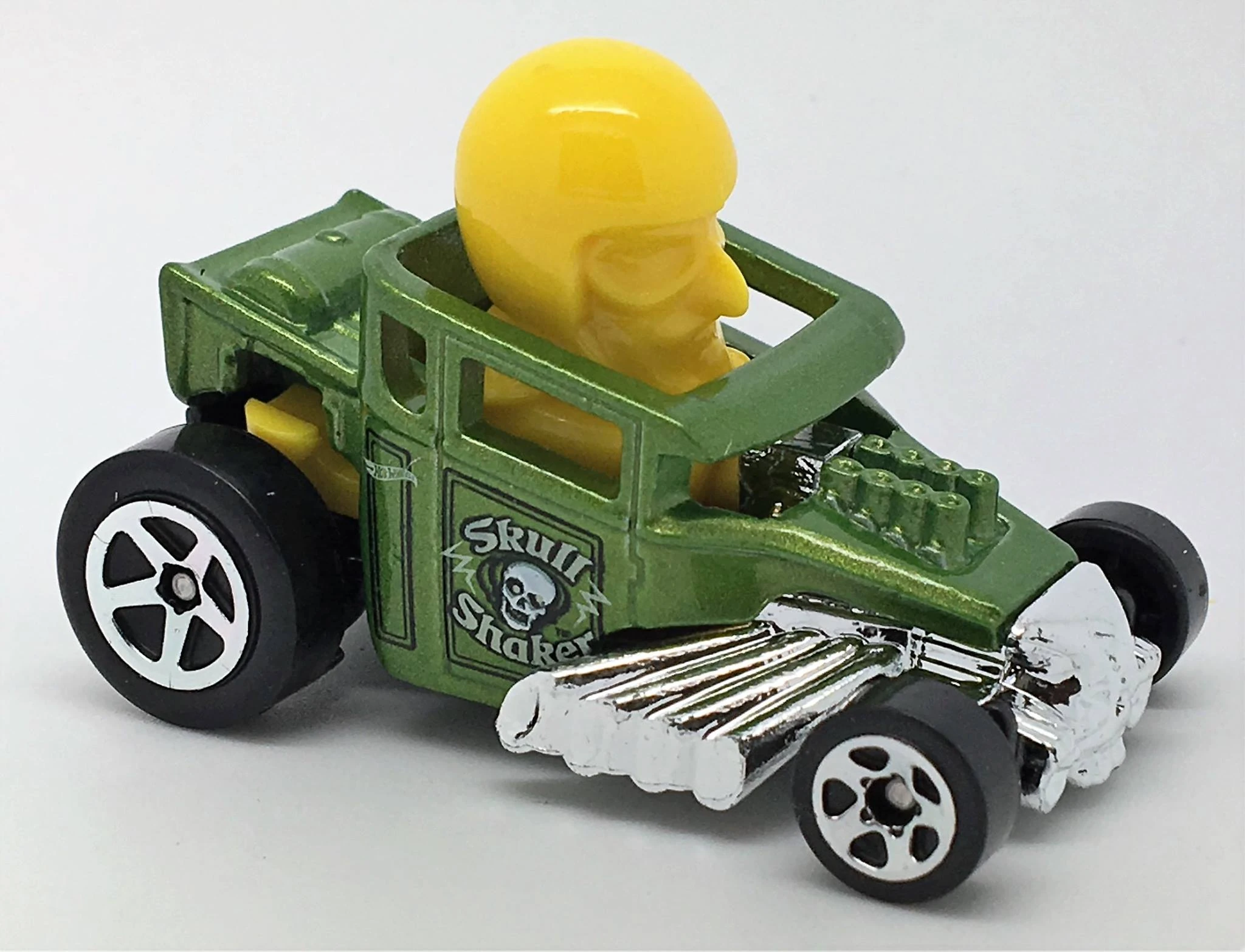 Skull Shaker