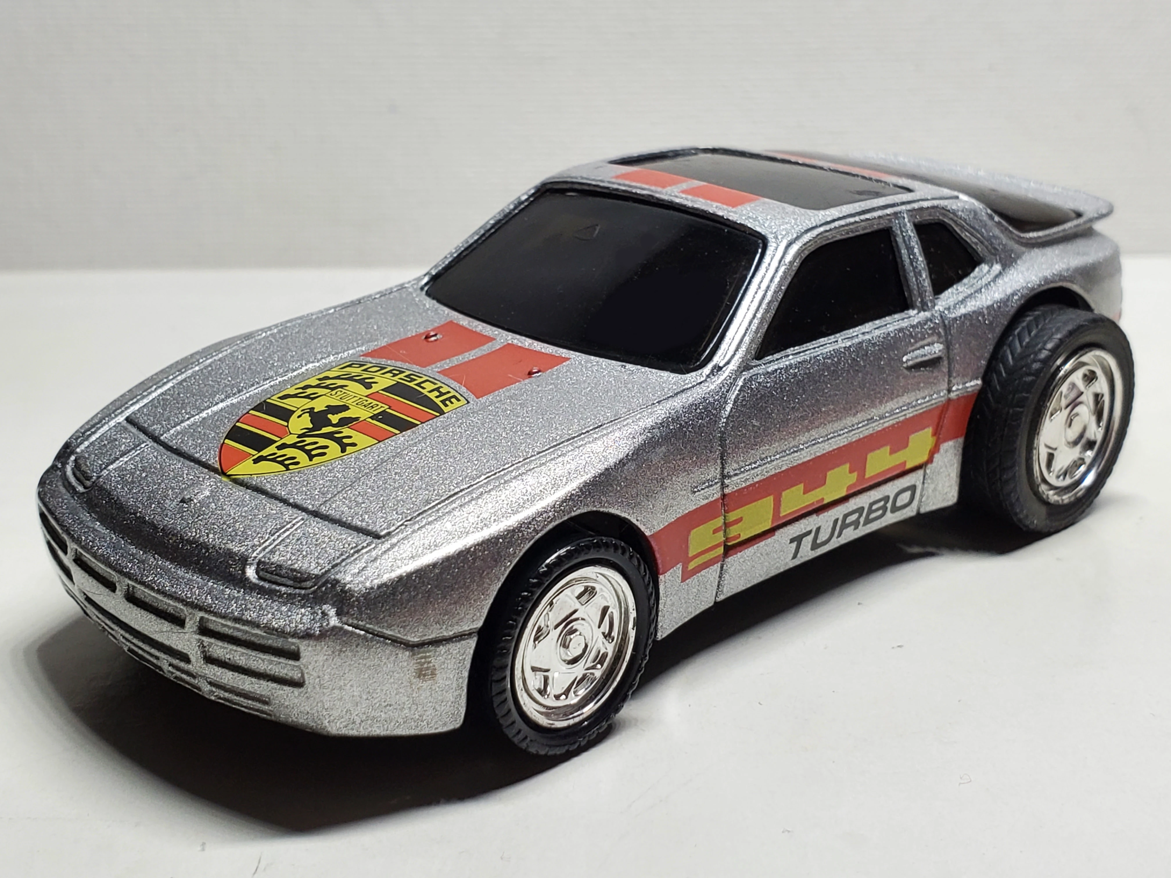 Porsche 944 Turbo (Action Racers)