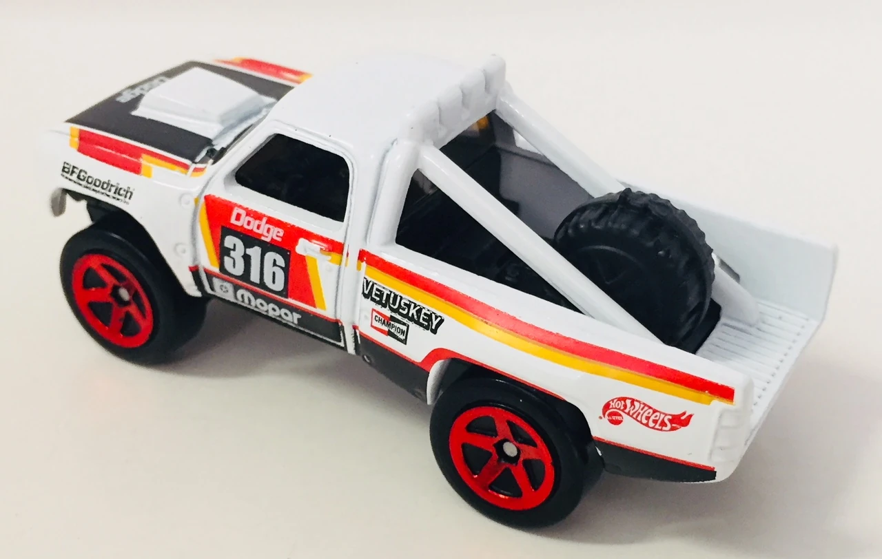 '87 Dodge D100
