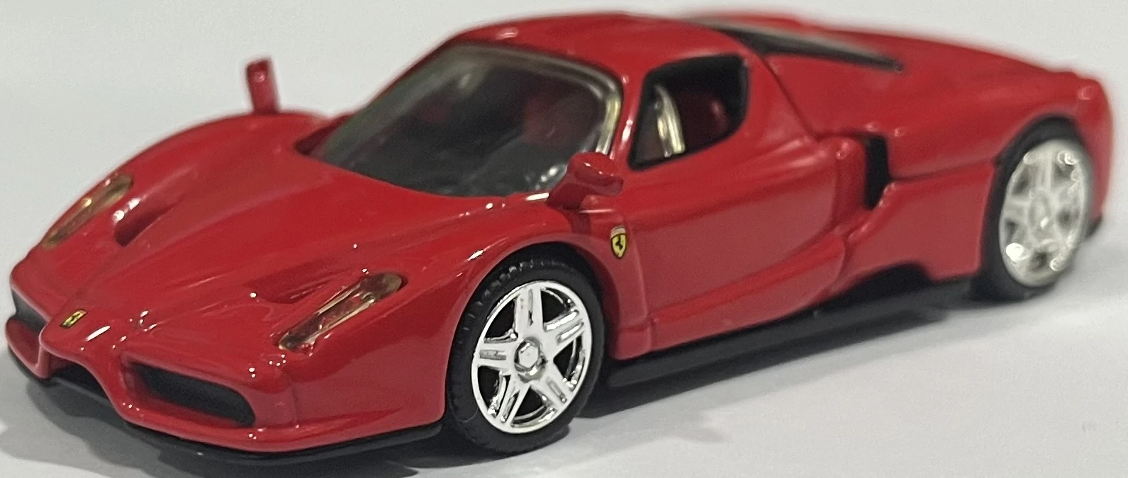 Enzo Ferrari (100%)
