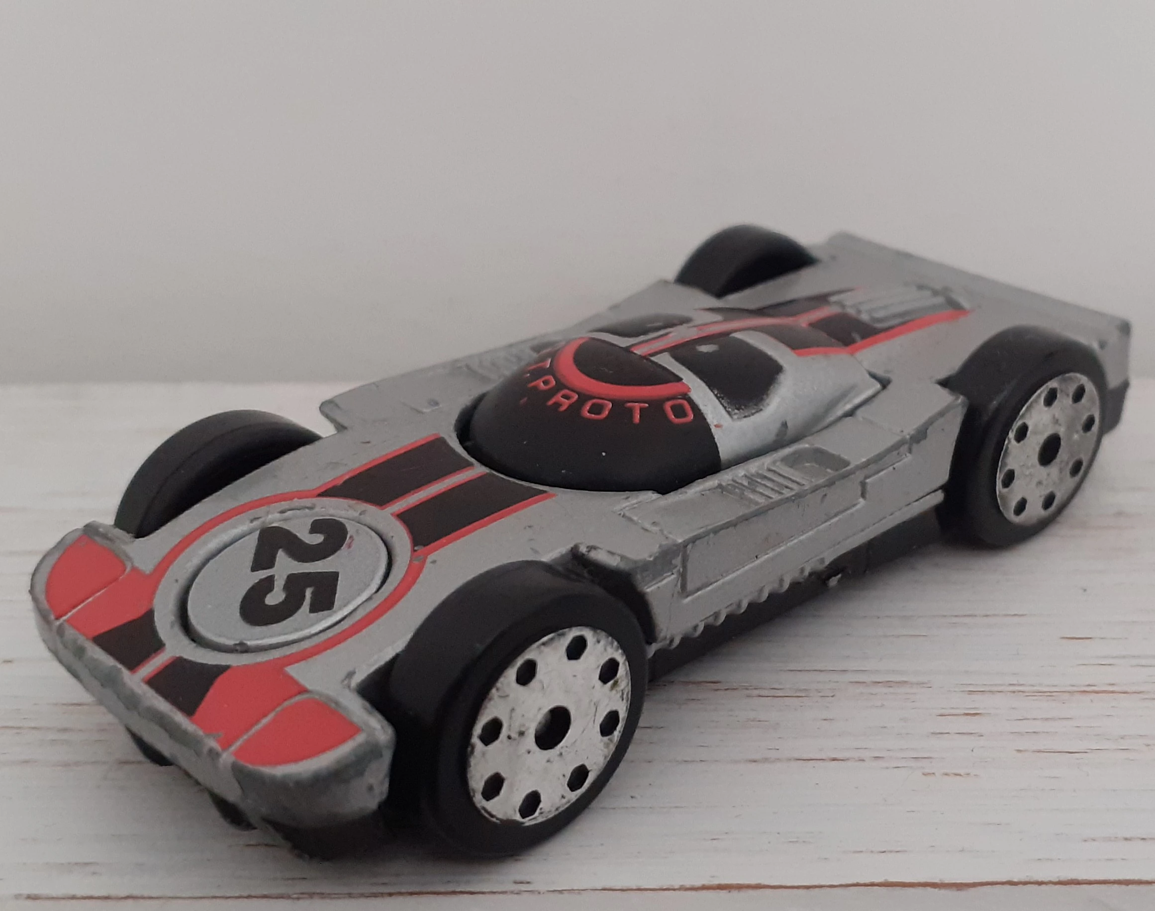 Rotating Racer/Twirlin' Truck