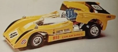 McLaren M8D