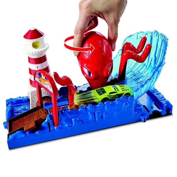 Octopus Pier Attack