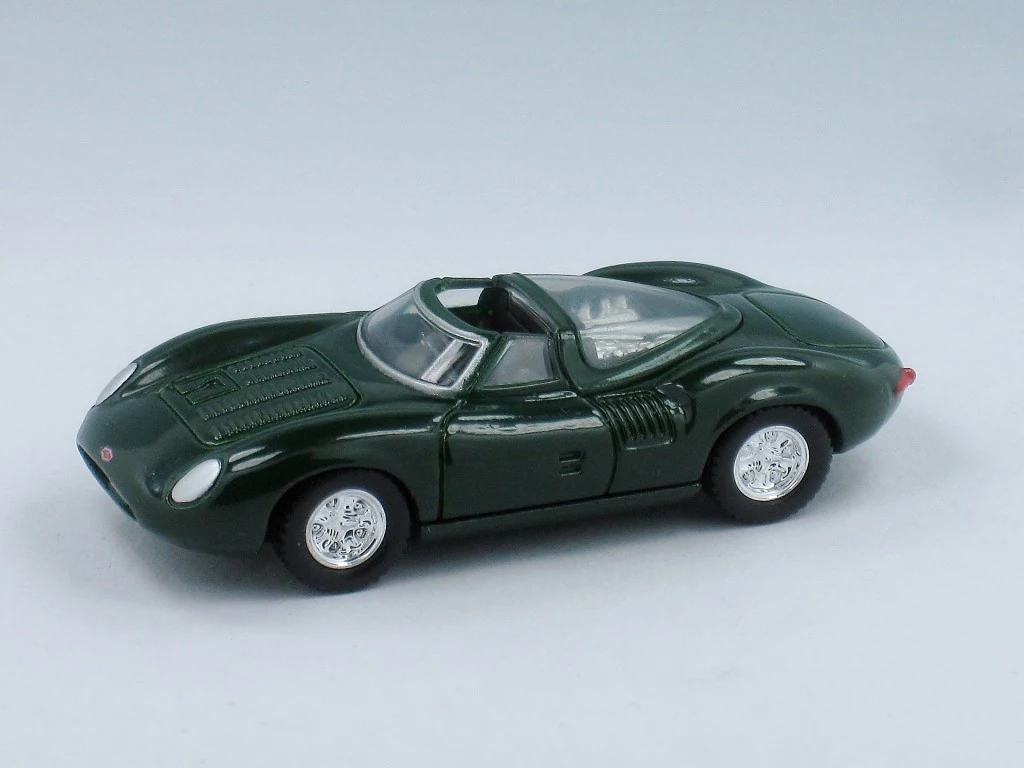 Jaguar XJ-13
