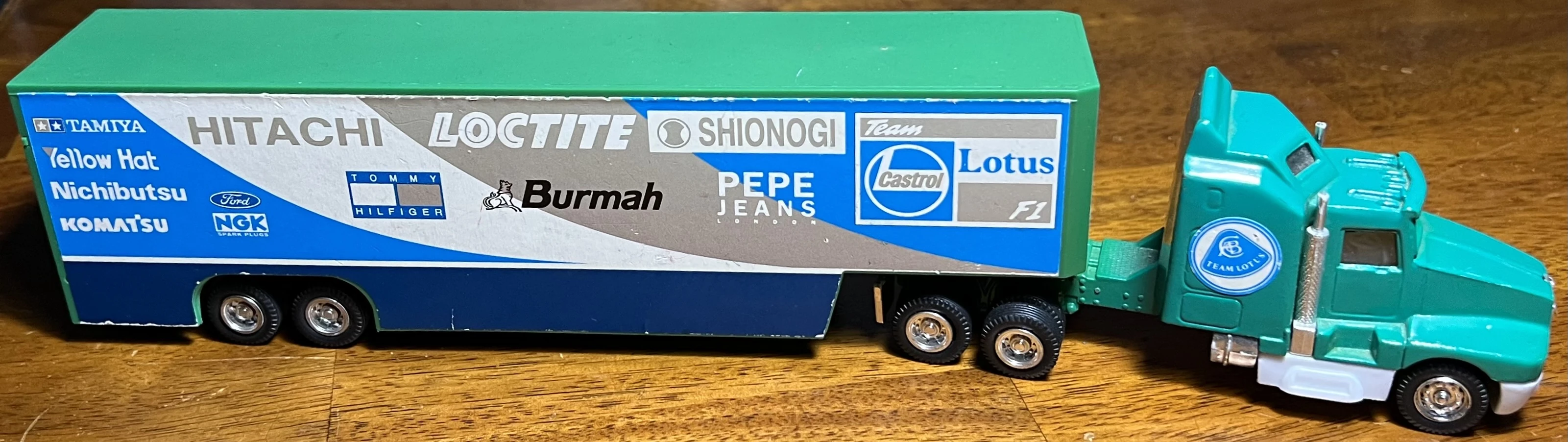 Kenworth T600