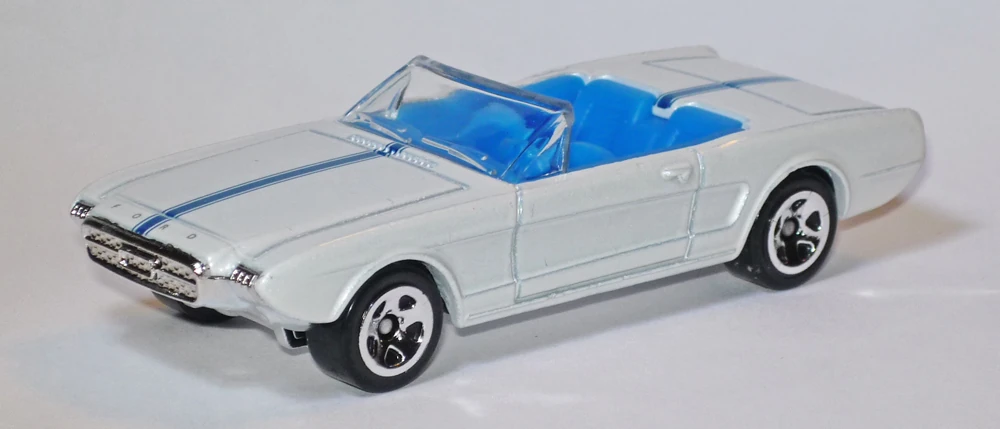 '63 Ford Mustang II Concept
