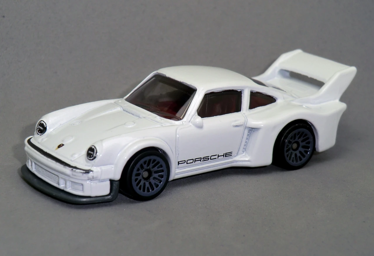 Porsche 934.5