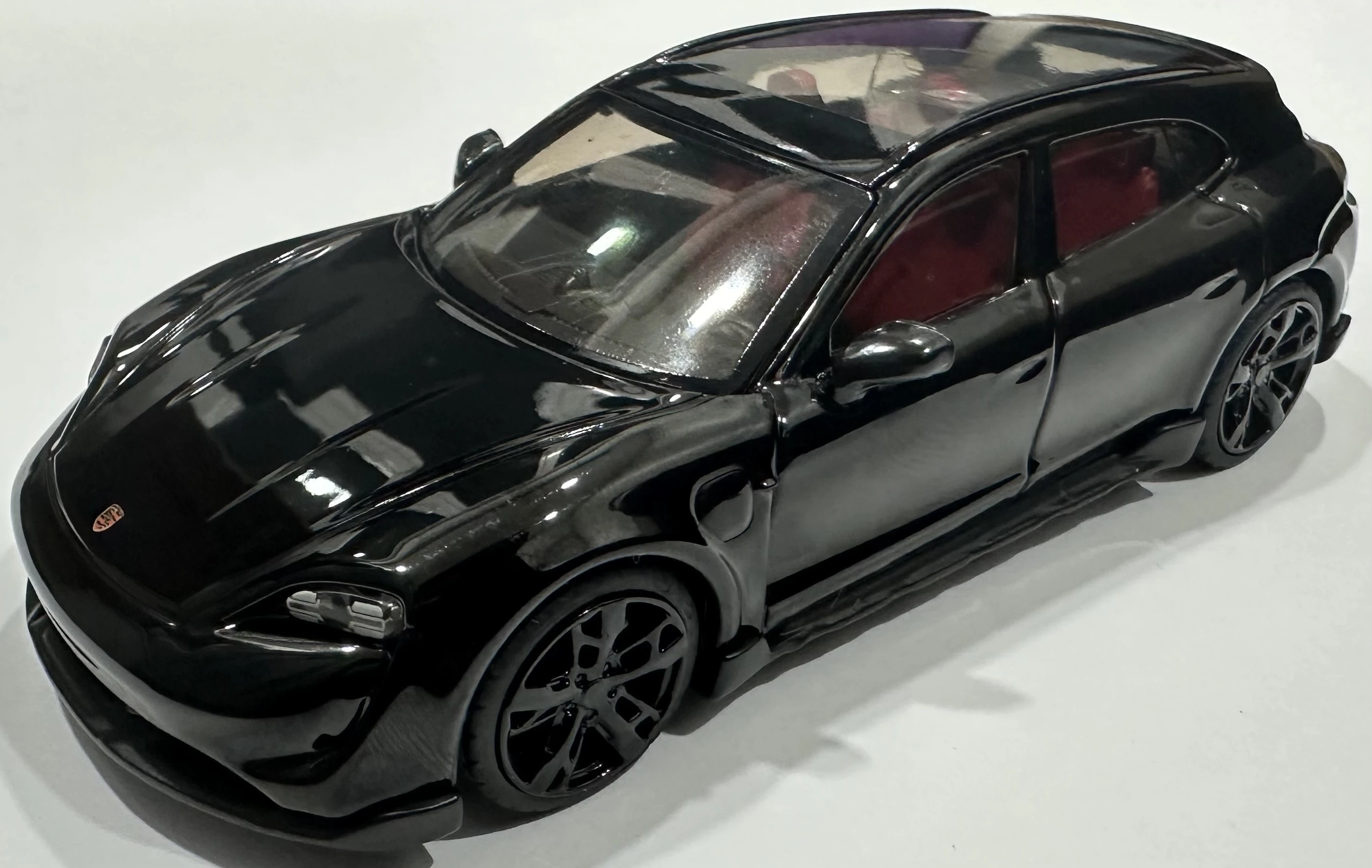 Porsche Taycan Turbo S Cross Turismo