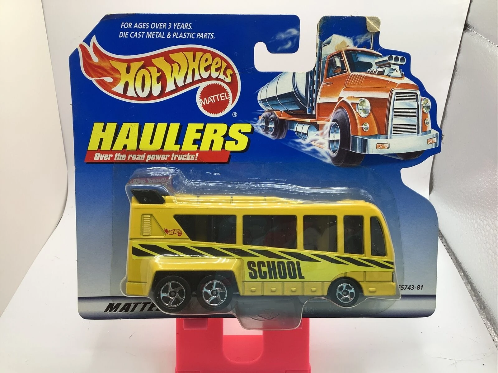 Modern Bus Hauler