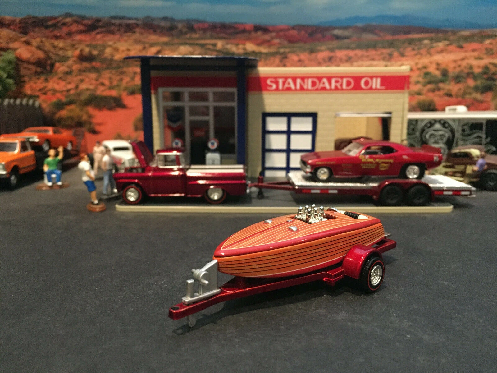 Crackerbox Race Boat