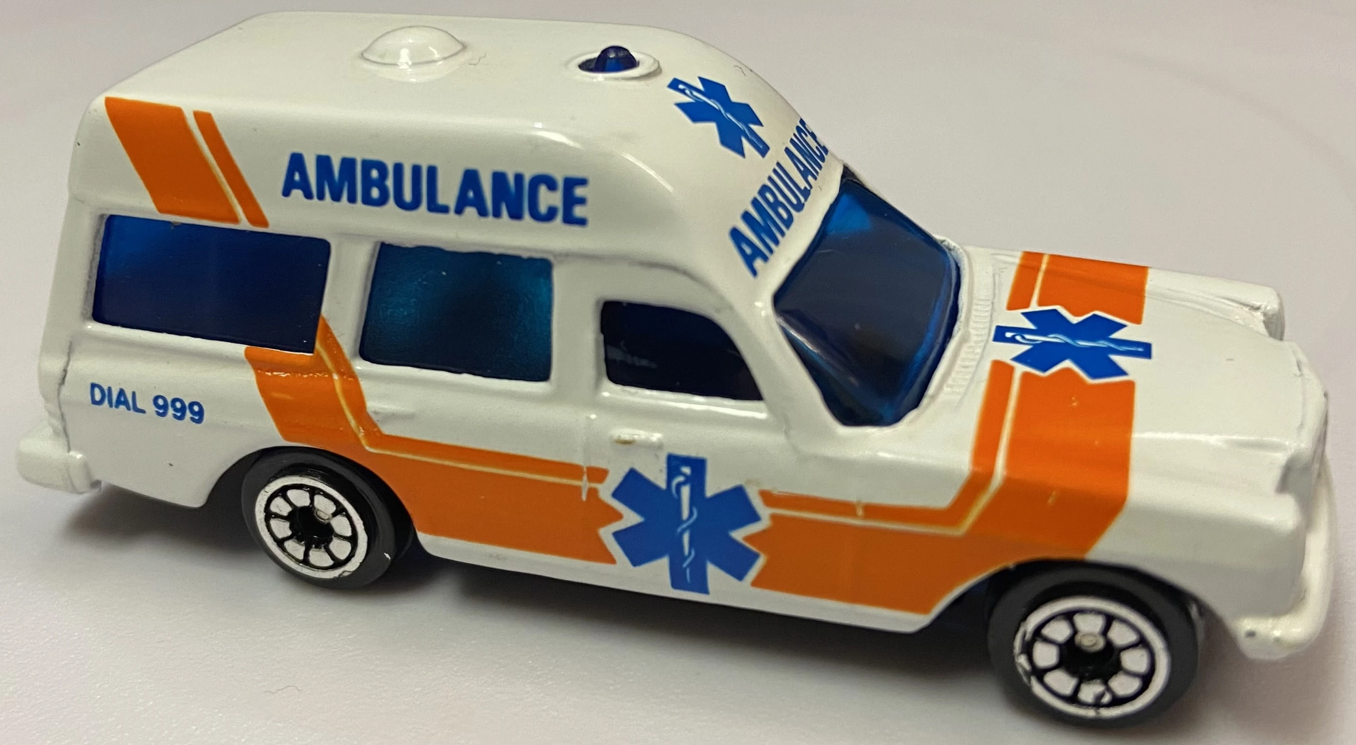 Mercedes-Benz 220 D Ambulance